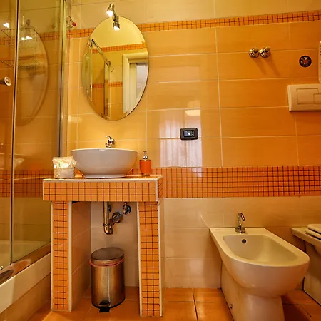City Central Bed and breakfast 3*